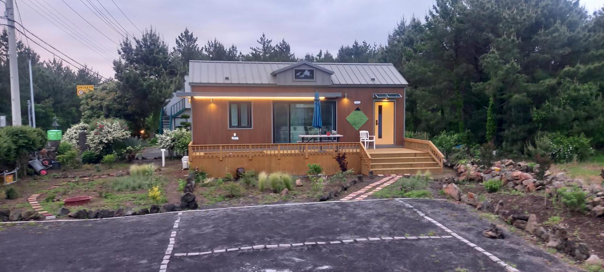 Hamdeok Pool Villa Pension Jeju Extérieur photo