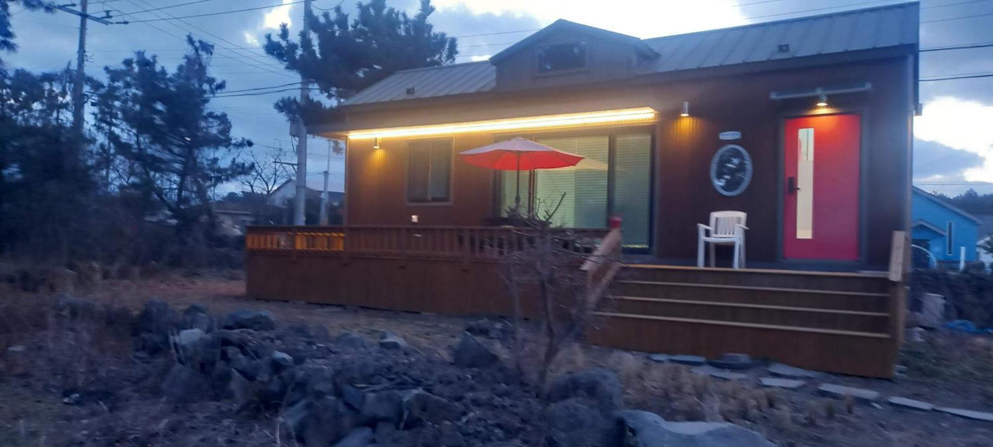 Hamdeok Pool Villa Pension Jeju Extérieur photo